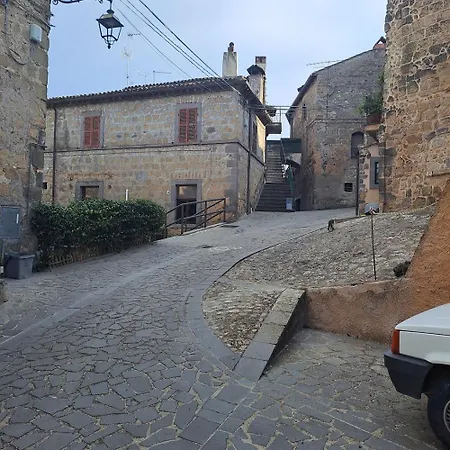 Cortile Nel Borgo